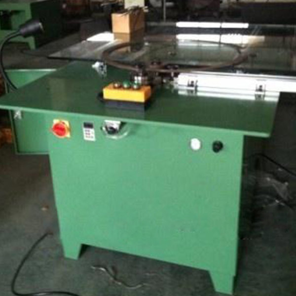 Medium Size Semi-Automatic Winding Machine